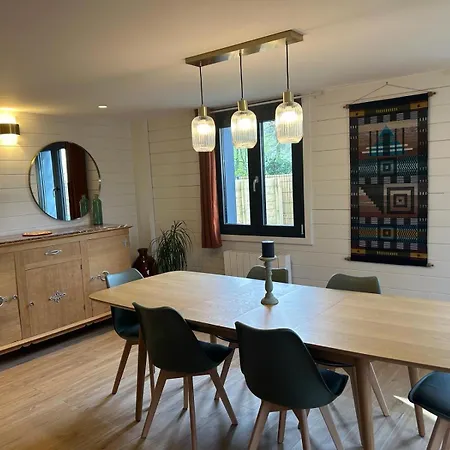 A L'ombre Des Chenes Feriehus